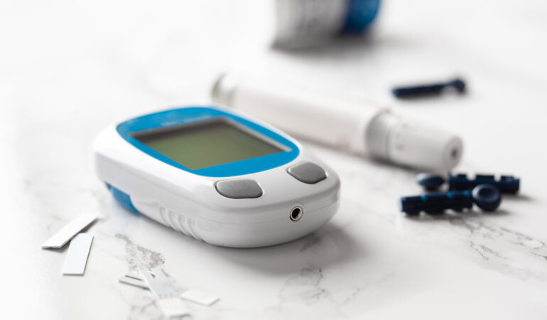 Nowoczesne Rozwiązania w Kontroli Poziomu Cukru we Krwi: Urządzenie do Pomiaru Cukru